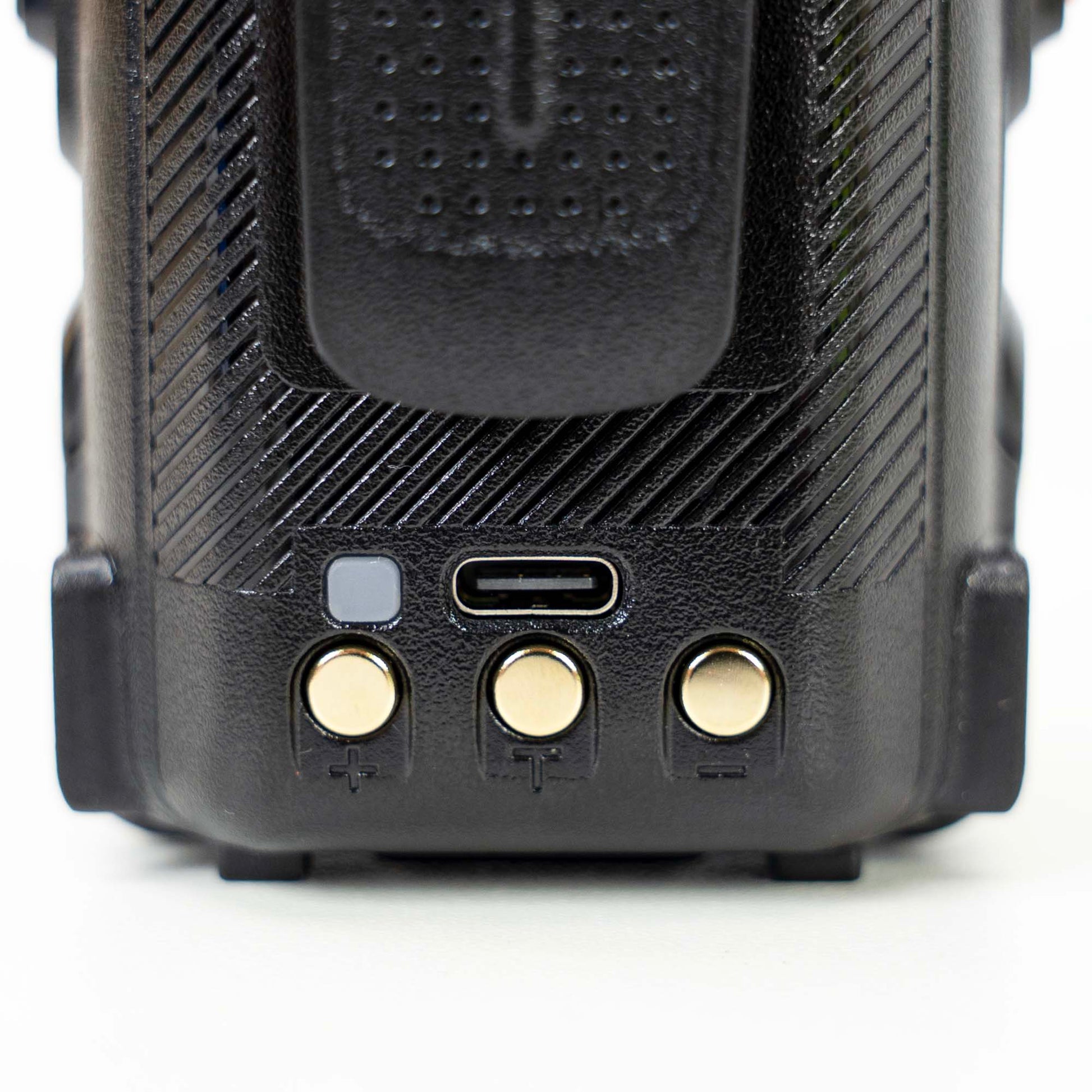 Statie radio portabila VHF/UHF PNI P16UV 999 canale, dual band TX si 6 benzi RX, transmisie VOX, Scan, Radio FM, canale meteo, Li-Ion 2600 mAh