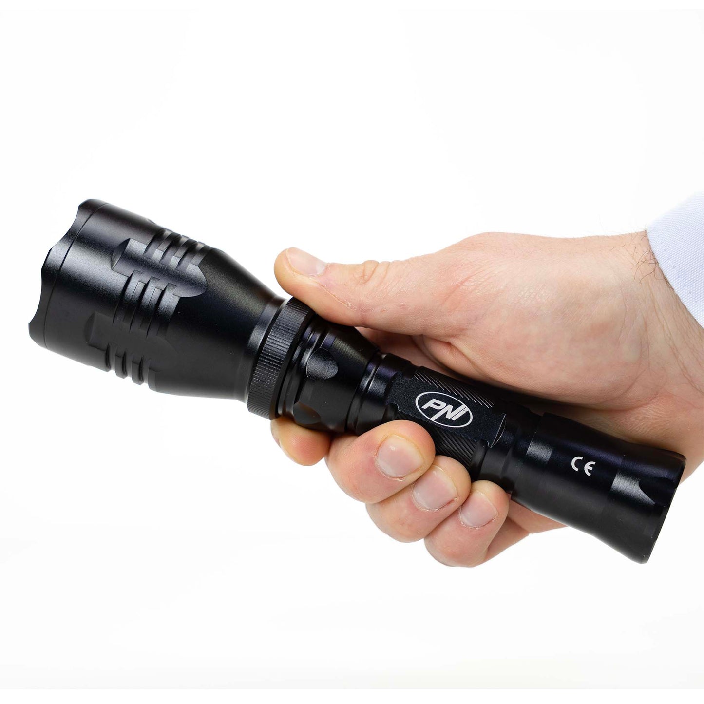 Lanterna PNI Adventure FBW48 cu LED, 750lm, aluminiu, acumulator 3000 mAh, distanta 450 metri, negru