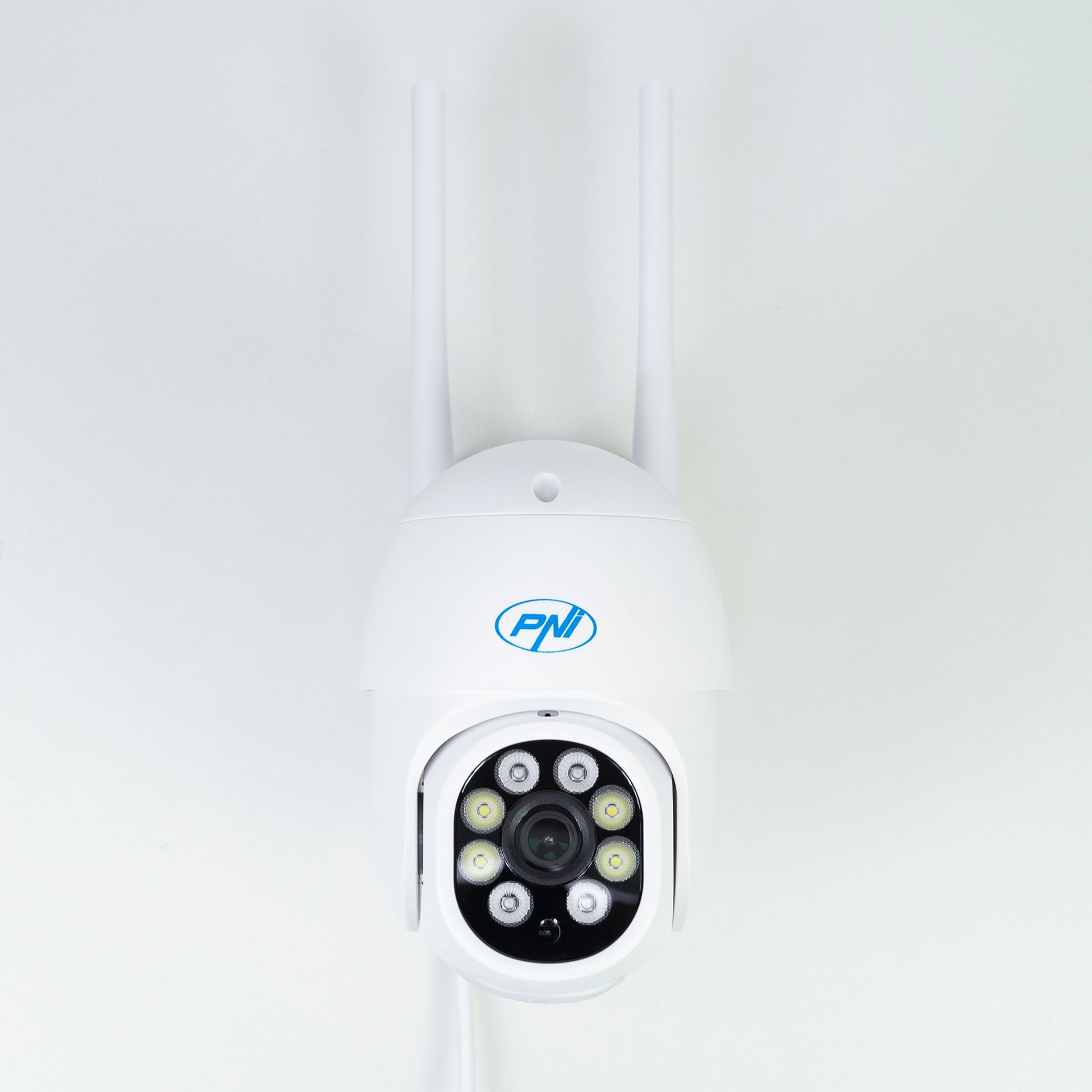 Camera supraveghere video wireless PNI IP840 + card PNI 128GB WiFi, PTZ, 8MP 4K, slot micro SD, stand-alone, functii AI, ONVIF, ICSee app