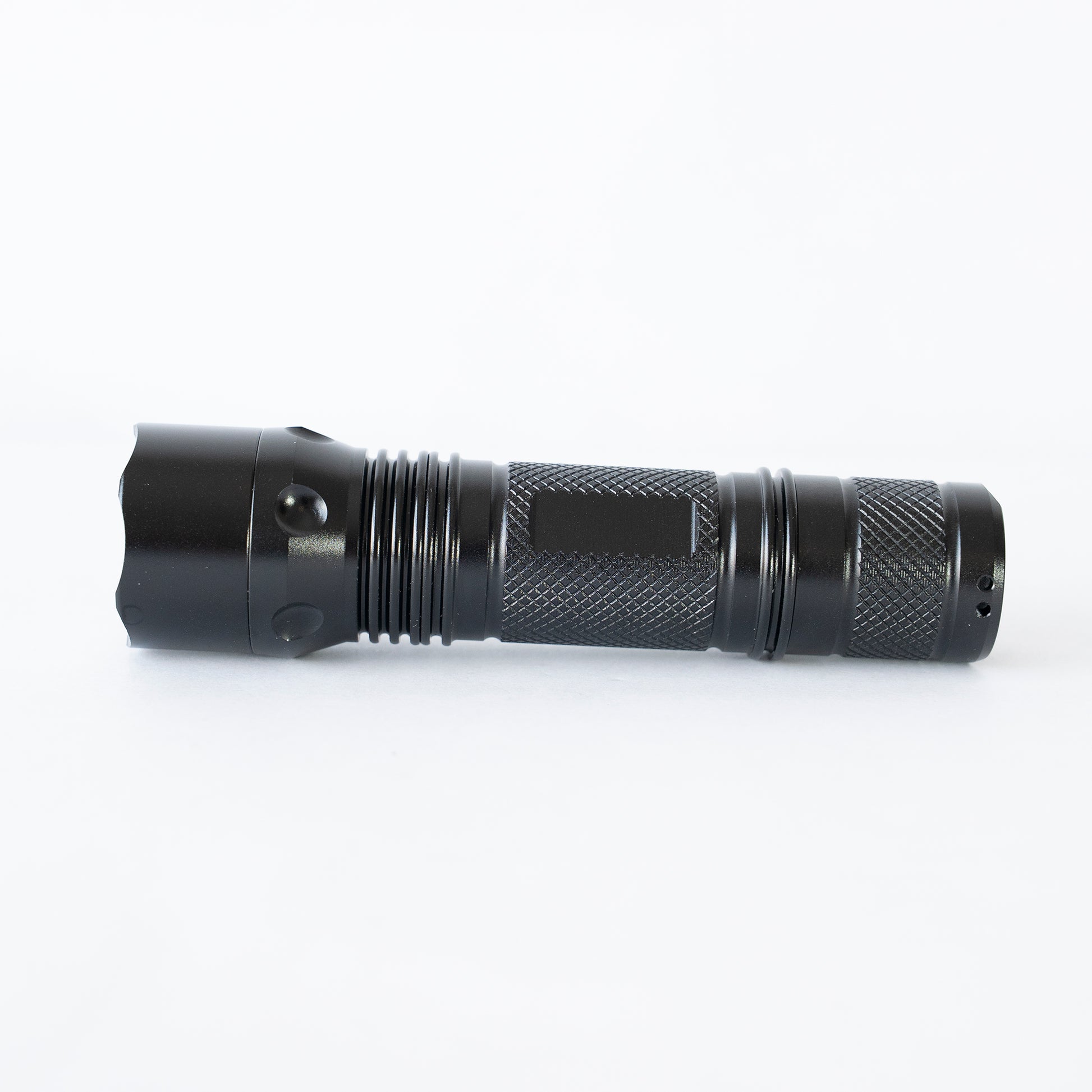 Lanterna PNI Adventure FDW28 5W, 650 lm, pana la 200 m, acumulator 18650 3000mAh
