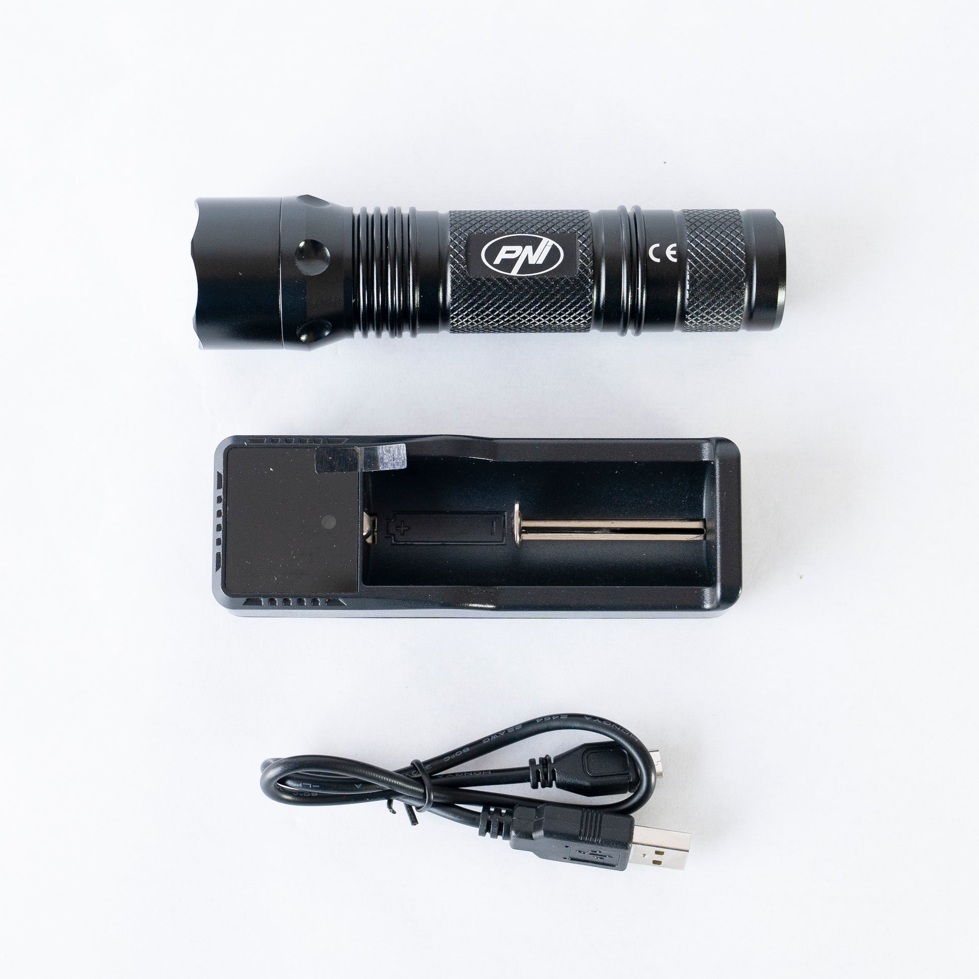 Lanterna PNI Adventure FDW28 5W, 650 lm, pana la 200 m, acumulator 18650 3000mAh