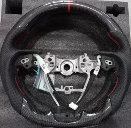 Volan cu insertii de carbon si incalzire pentru Toyota RAV 4