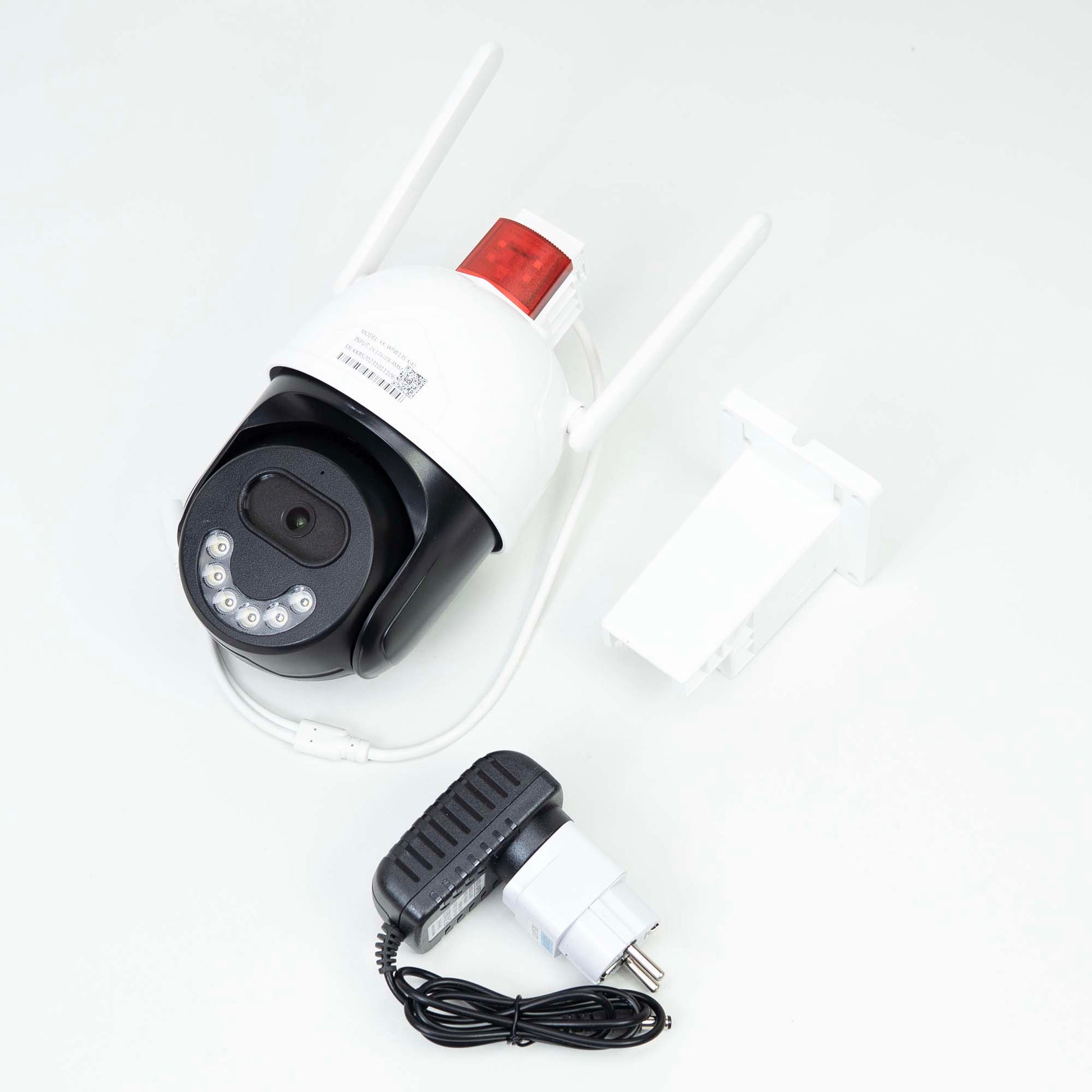 Camera supraveghere video wireless PNI IP769 cu IP, 4MP, audio bidirectional, rotire dupa miscare, detectie miscare